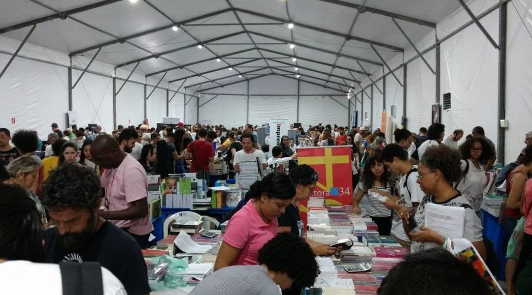 II Feira da Unesp tem livros com desconto de 50% até domingo