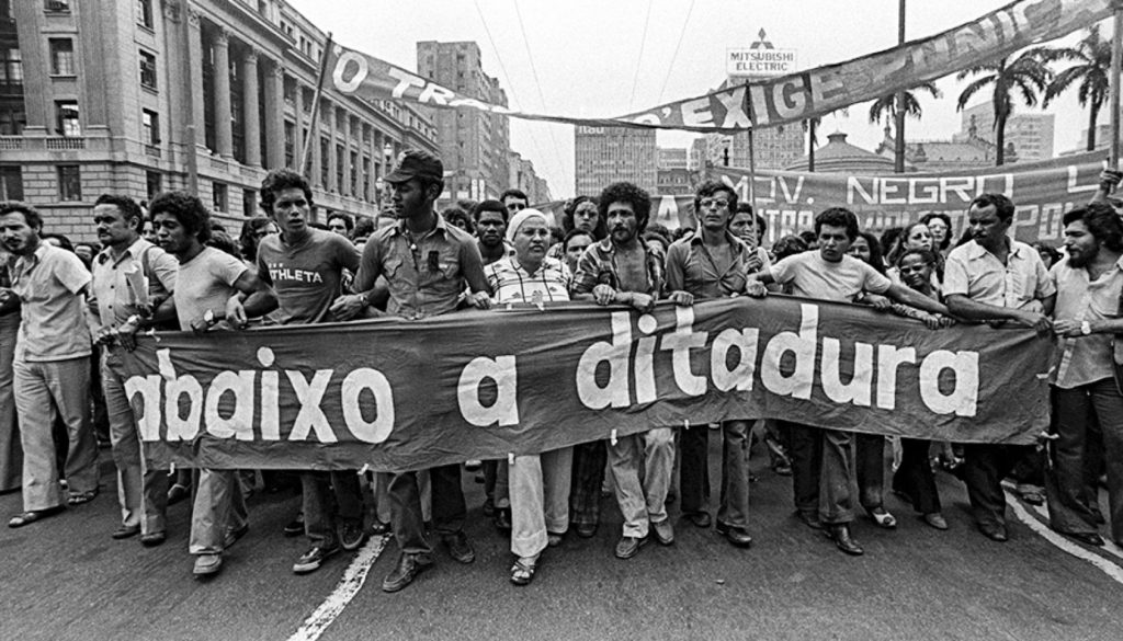 Anos de Chumbo: o teatro brasileiro na cena de 1968 | Irmãos Livreiros