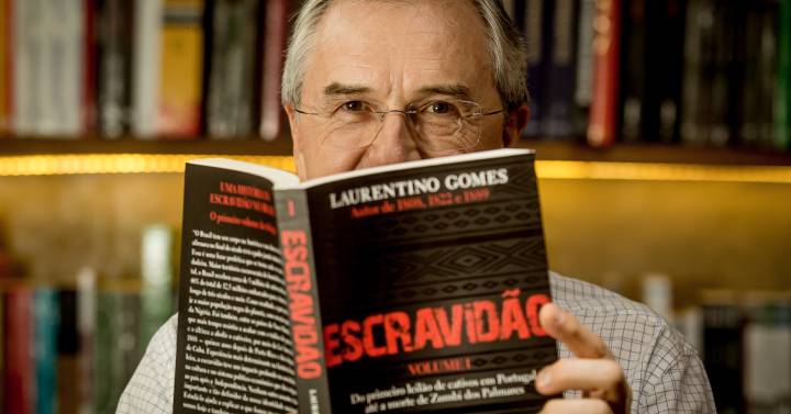 Segundo volume da trilogia de Escravidão, de Laurentino Gomes, será lançado em 2021