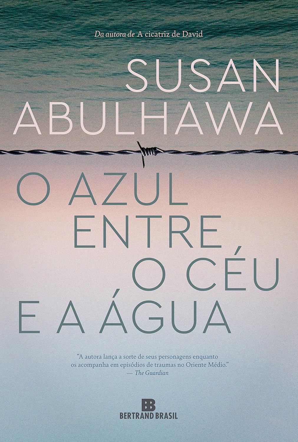 O azul entre o céu e a água 